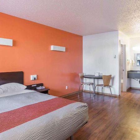 Motel Bo-Camrose, Ab Esterno foto