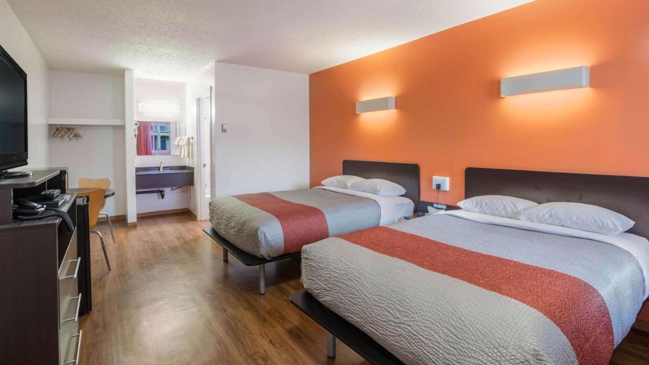 Motel Bo-Camrose, Ab Esterno foto