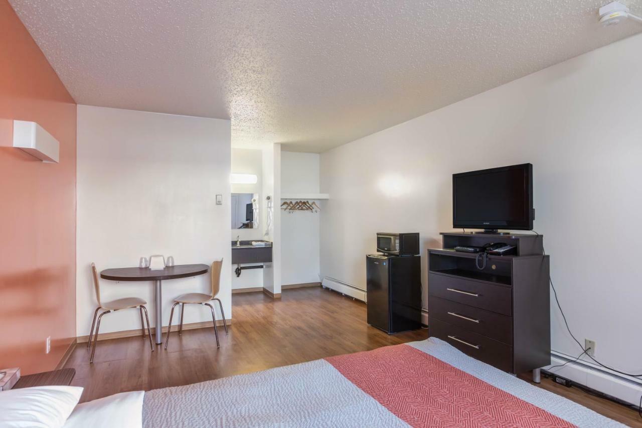 Motel Bo-Camrose, Ab Esterno foto